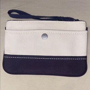 NWOT Lands End Wristlet